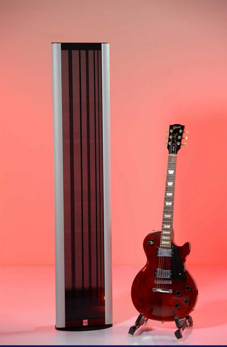 Paire d'enceintes électrostatiques Final Audio Model 5